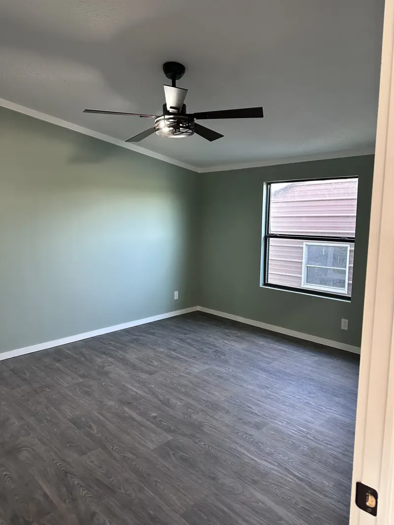 Finished bedroom paint flooring